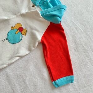 Vintage Disney Blue & Red Winnie the Pooh Bear Balloon Newborn Baby Sleeper Gown